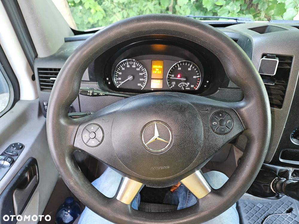 Mercedes-Benz Sprinter - 7