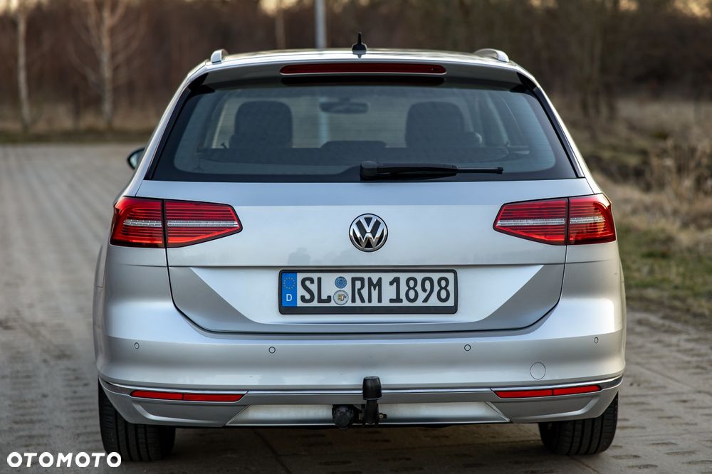 Volkswagen Passat 2.0 TDI (BlueMotion Technology) DSG Highline - 14