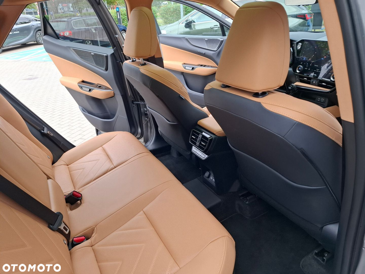 Lexus NX - 24
