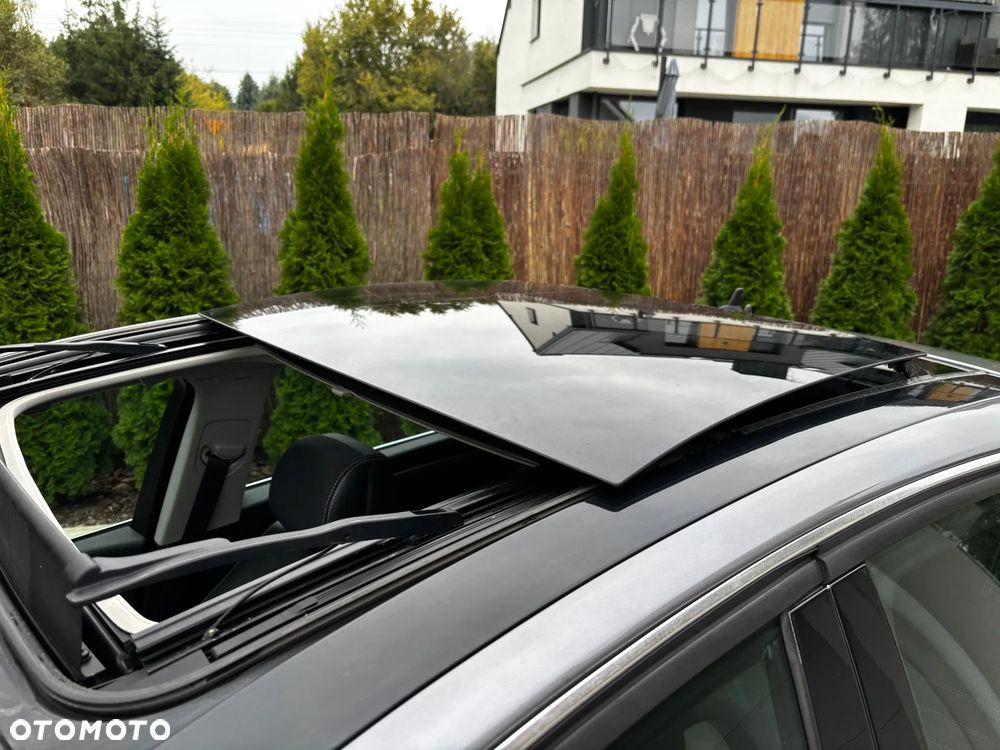 Renault Laguna 2.0 dCi GT - 10
