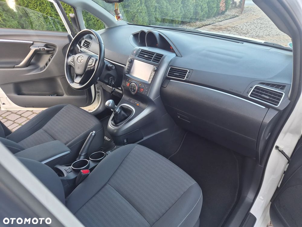 Toyota Verso 1.8 5-Sitzer Comfort - 14