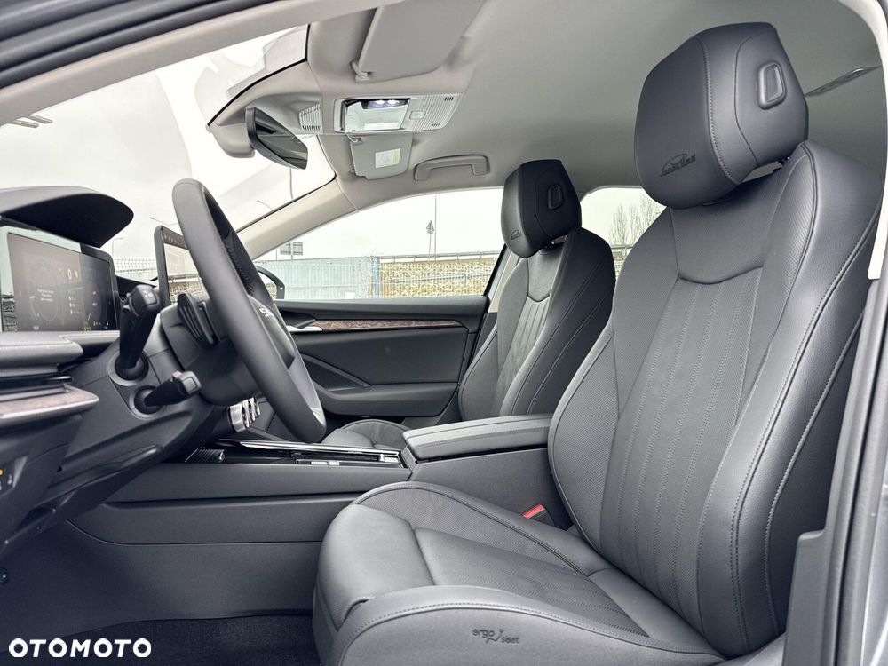 Skoda Superb 2.0 TDI SCR 4x4 L&K DSG - 13