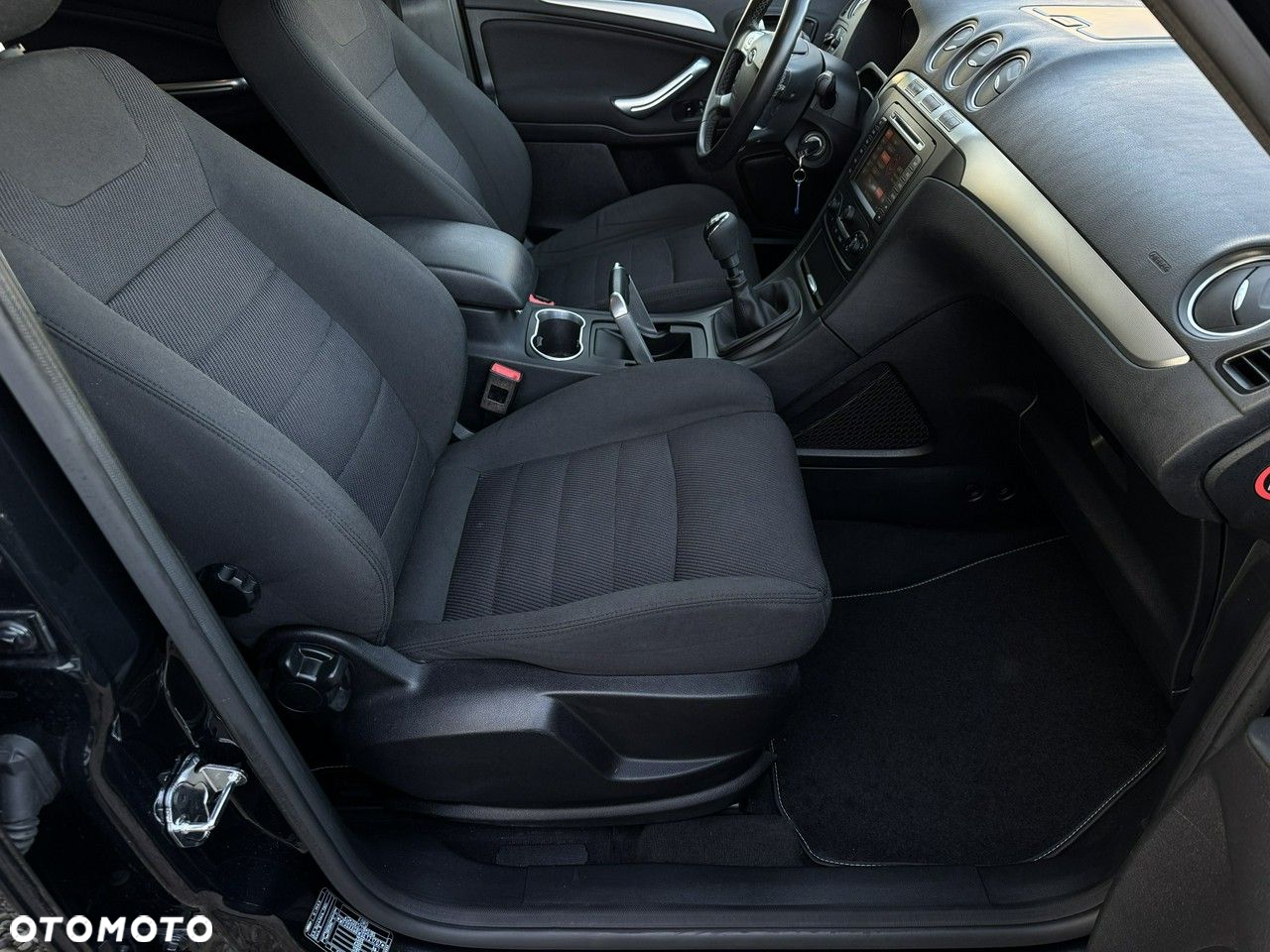 Ford S-Max - 20
