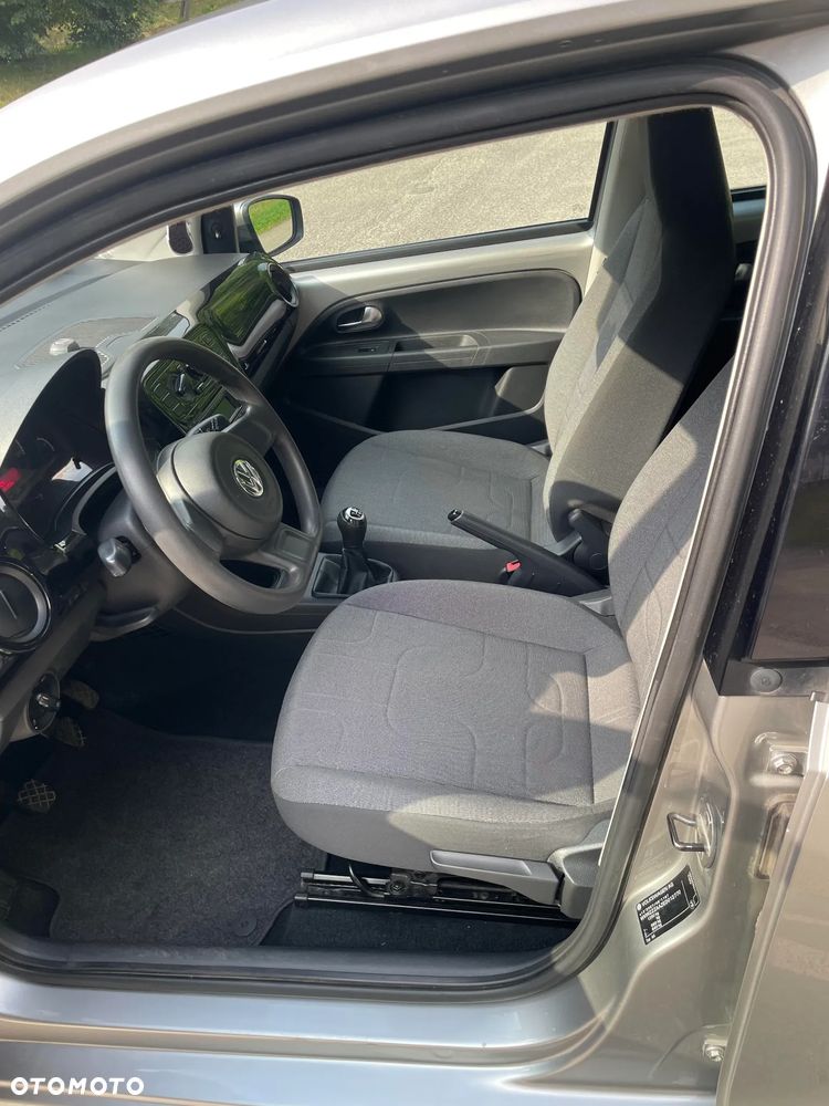 Volkswagen up! 1.0 move - 14