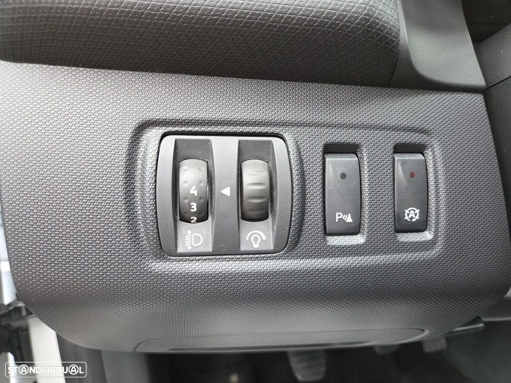 Renault Clio Sport Tourer Energy dCi 90 Business - 18