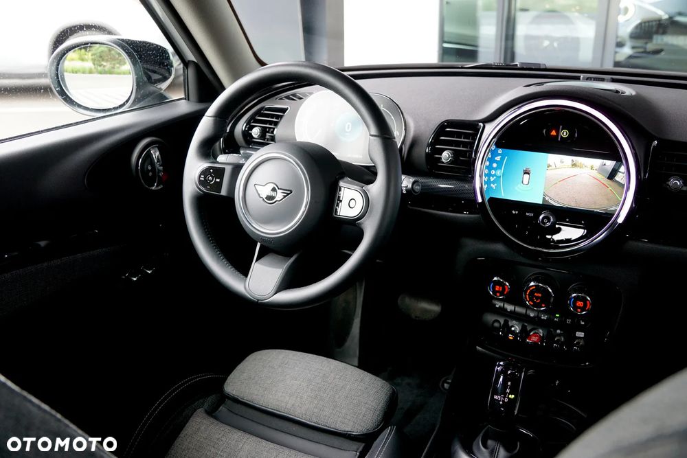 MINI Cooper Standard - 28