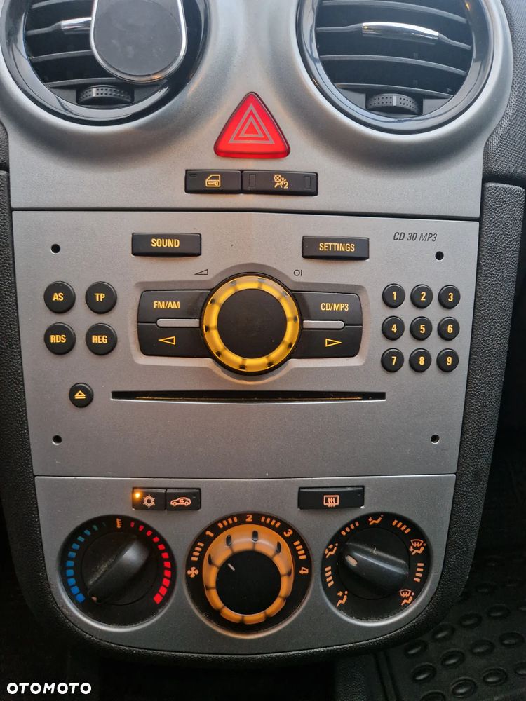 Opel Corsa 1.3 CDTI - 28