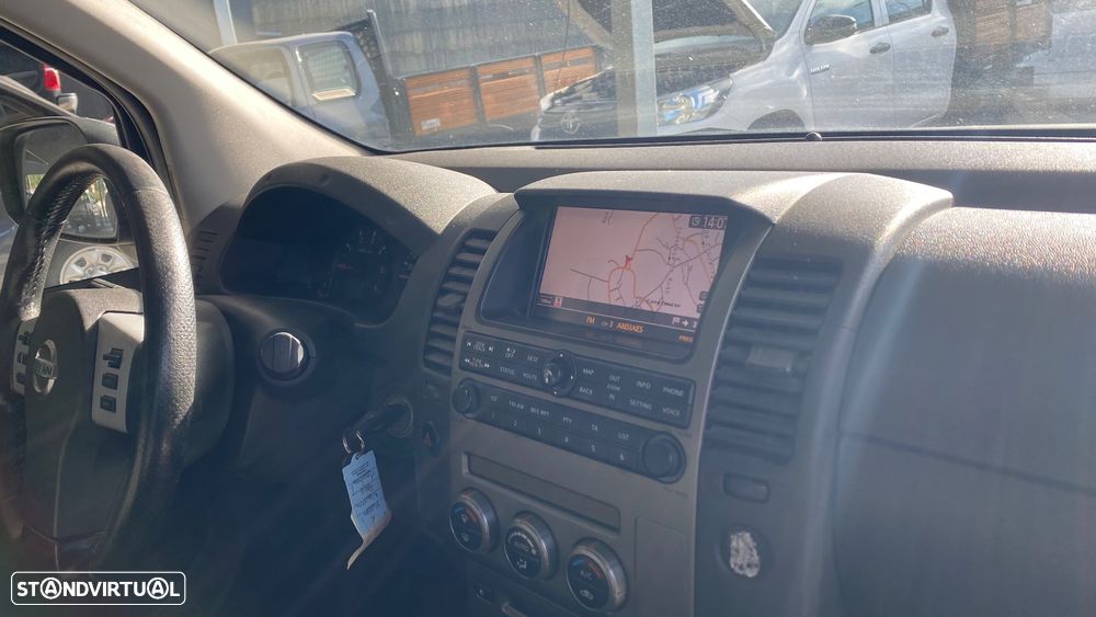 Nissan Navara 2.5 dCi CD SE Comf.+BDT - 17