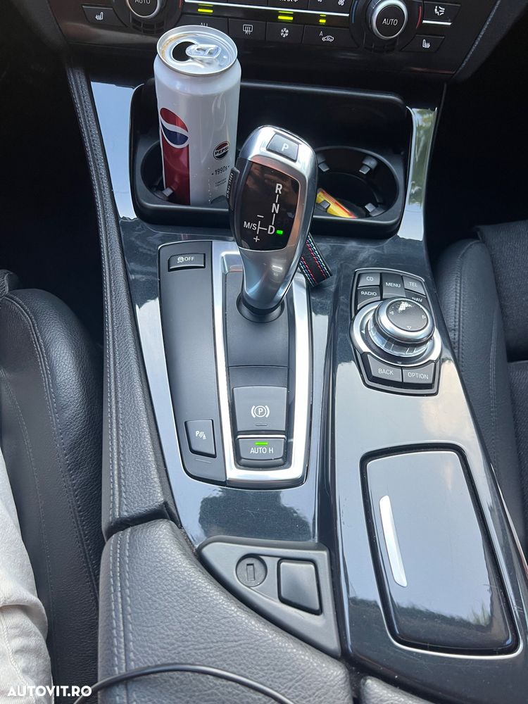 BMW Seria 5 520d Aut. - 10