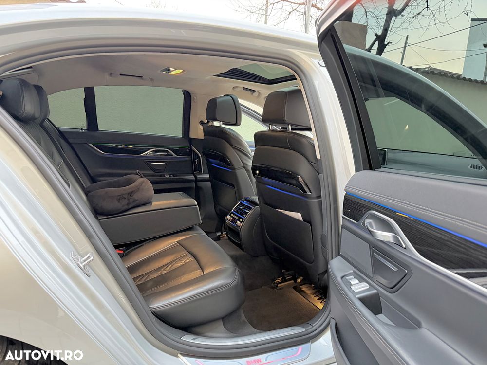 BMW Seria 7 740d xDrive - 11