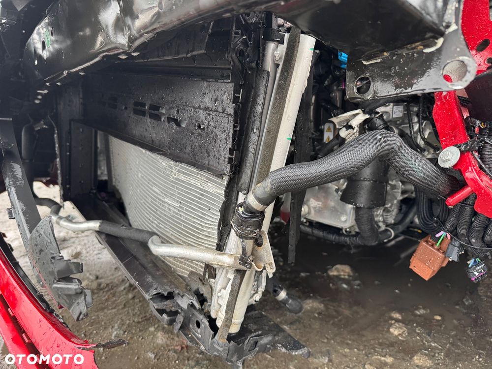 Peugeot 208 1.2 mHEV Allure - 32