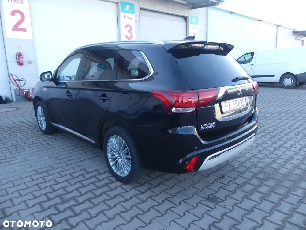 Mitsubishi Outlander ver-2-0-instyle-plus-4wd-cvt - 7