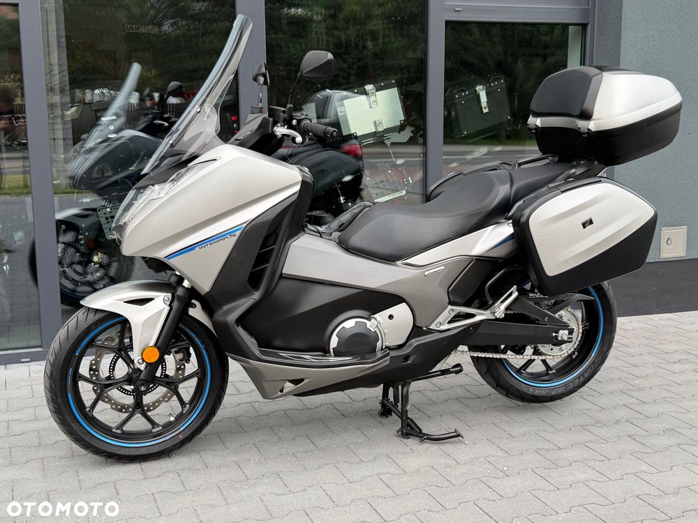 Honda NC - 27