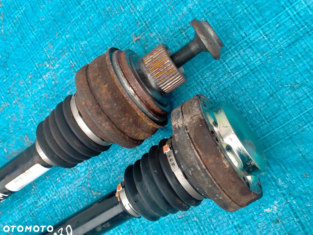 AUDI Q7 SQ7 4M PÓŁOŚ TYLNA TYŁ LEWA PRAWA 4M0501203D - 3