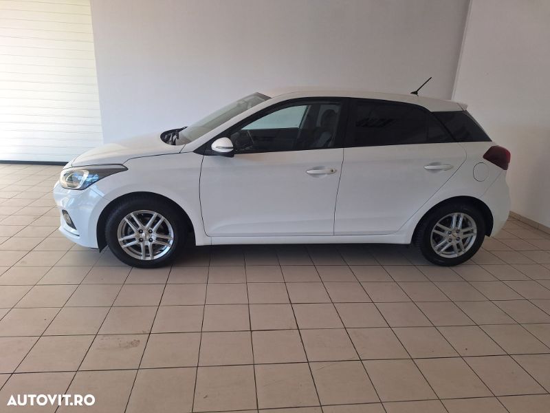 Hyundai i20 - 3