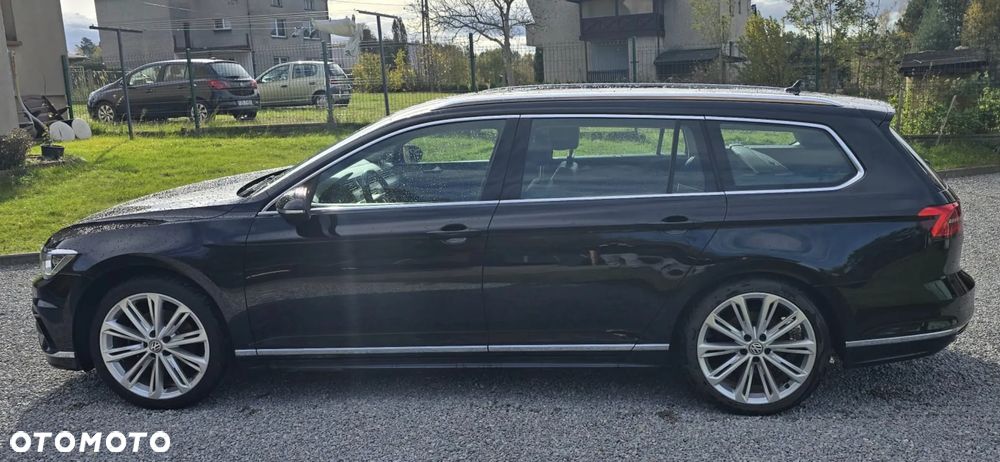 Volkswagen Passat - 2