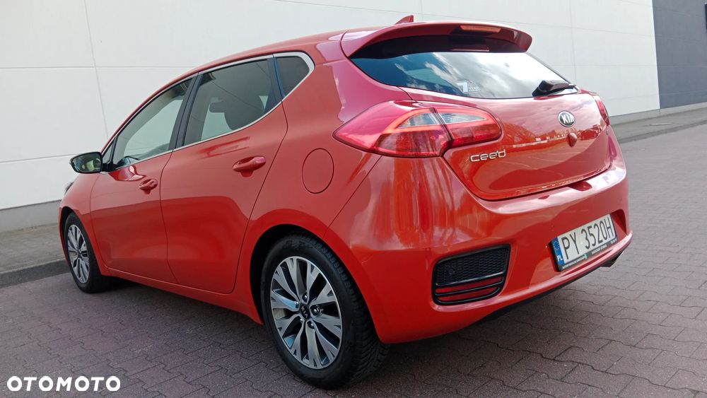 Kia Ceed 1.6 CRDi S - 6