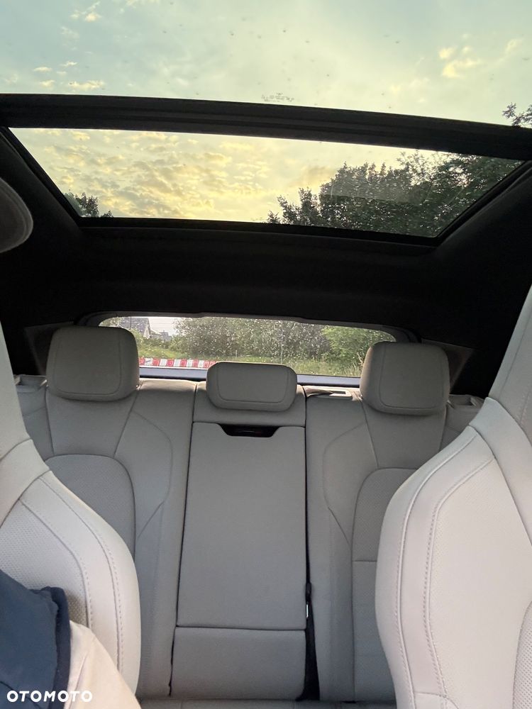 Porsche Macan - 12