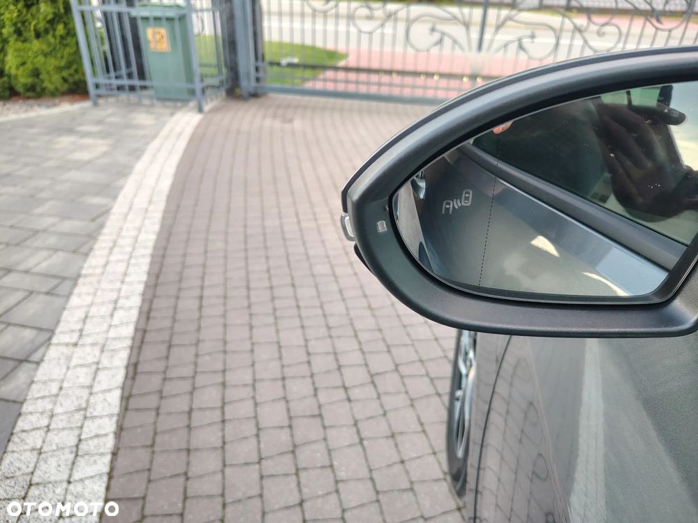 Volkswagen Golf 2.0 TDI BMT Highline DSG - 22