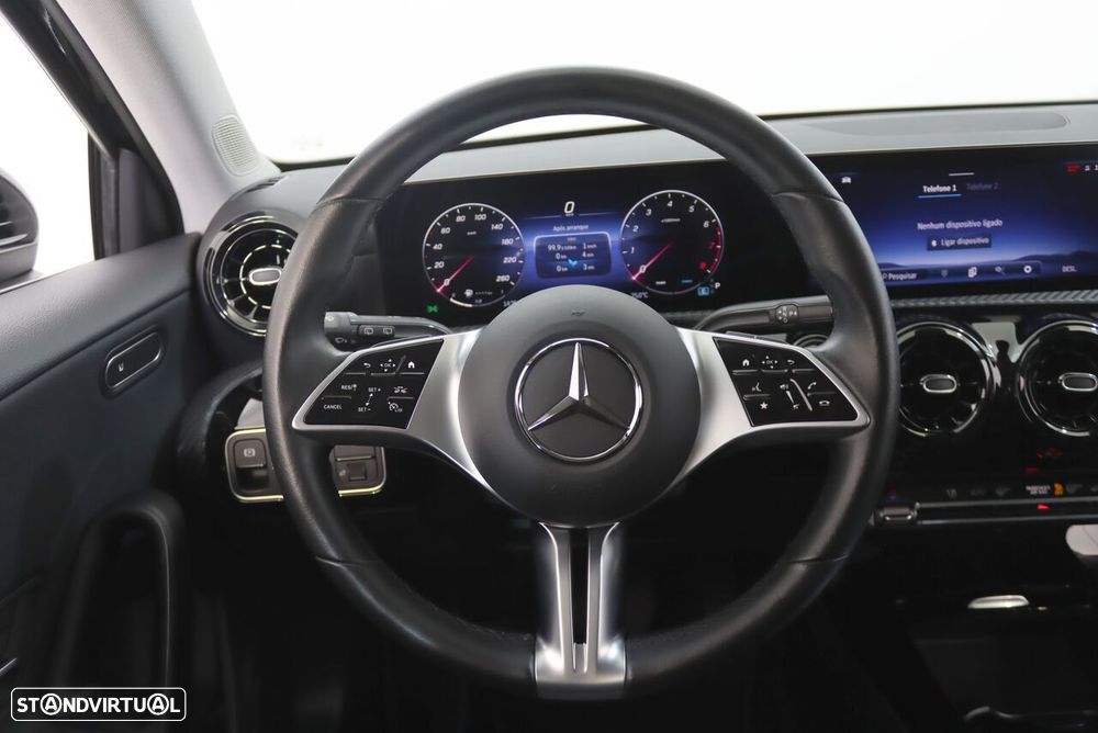 Mercedes-Benz A 200 Standard - 11