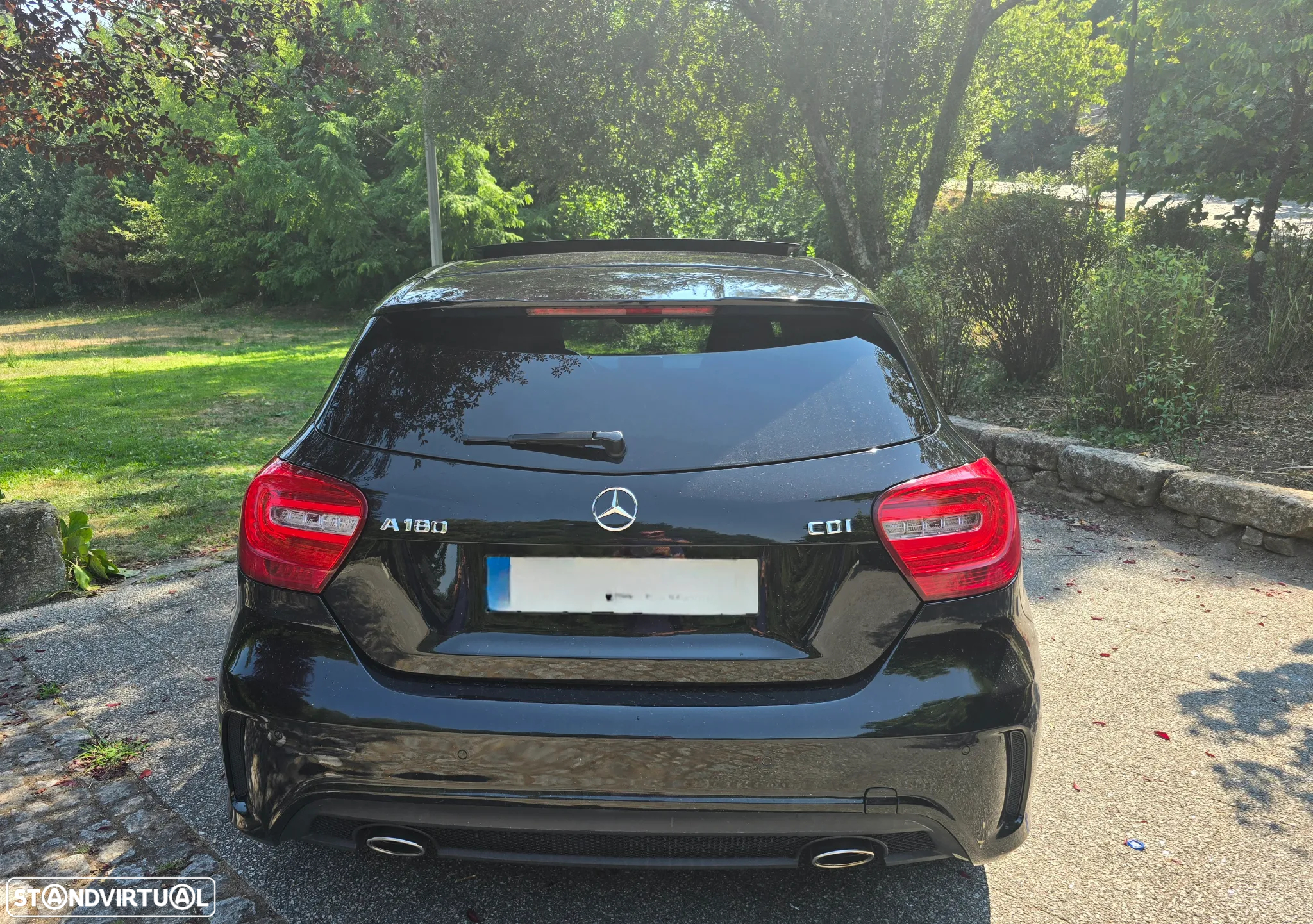 Mercedes-Benz A 180 d 7G-DCT AMG Line - 5