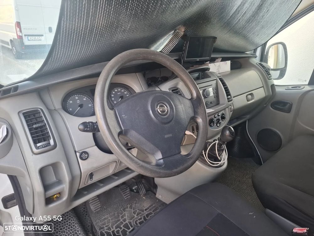 Opel Vívaro - 8