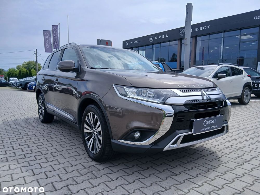 Mitsubishi Outlander 2.0 Intense Comfort 4WD CVT - 2