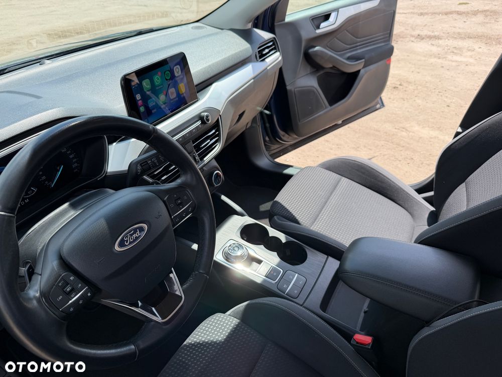 Ford Focus 1.0 EcoBoost Titanium - 11