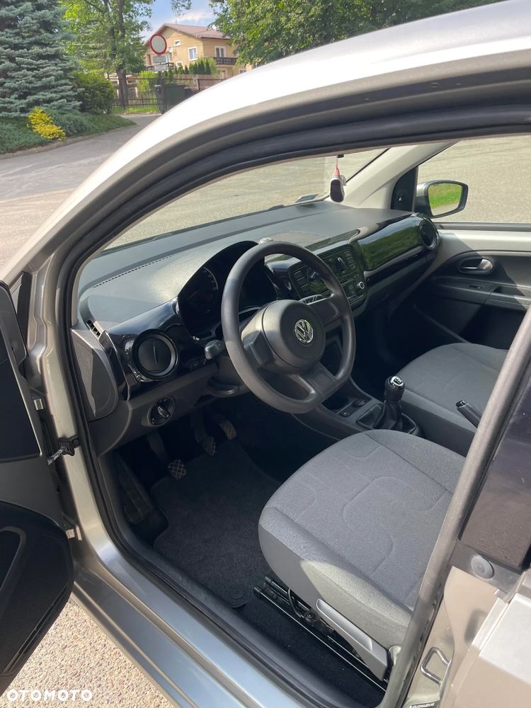 Volkswagen up! 1.0 move - 15