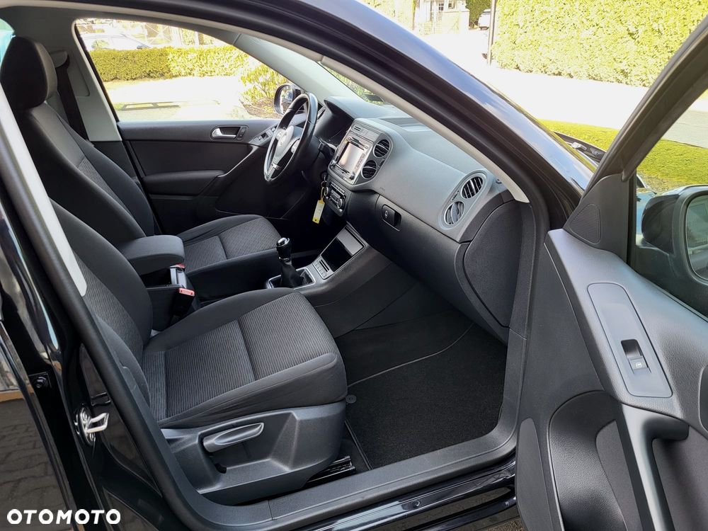 Volkswagen Tiguan 2.0 TDI DPF BlueMotion Technology Exclusive - 15