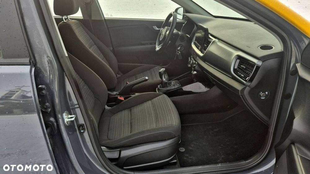 Kia Stonic - 13