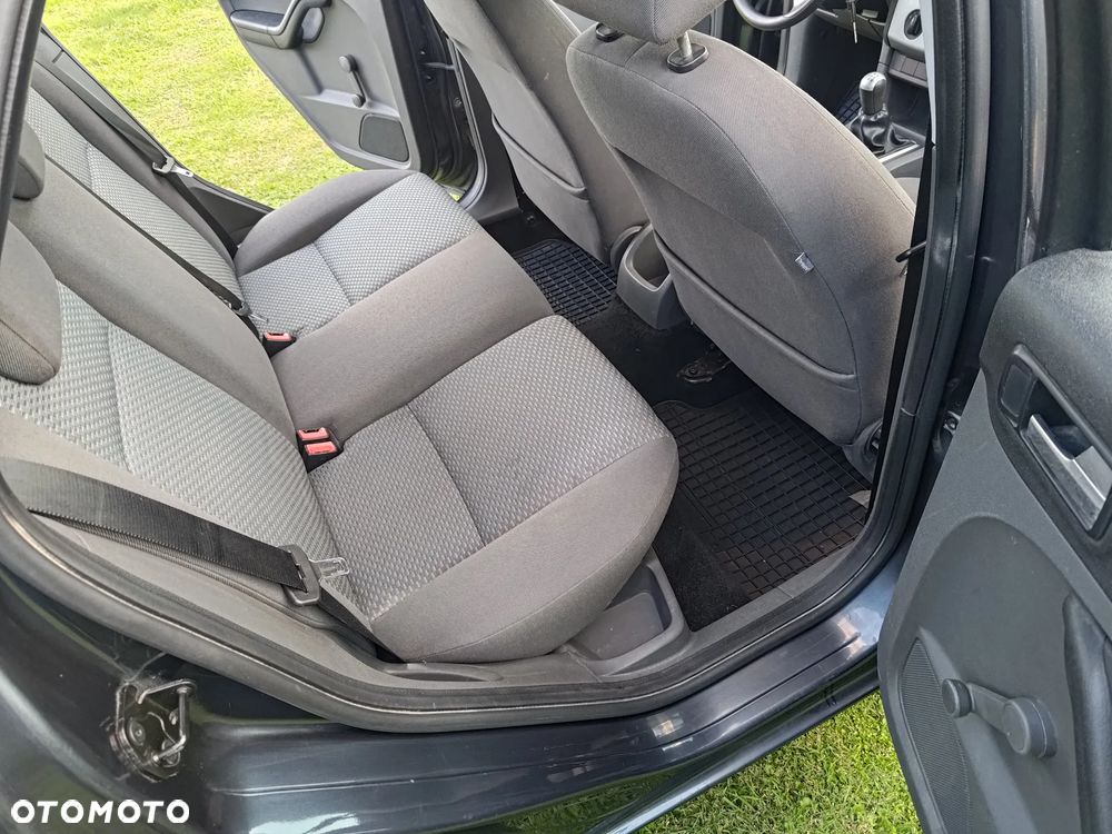 Ford Focus 1.6 TDCi Trend - 18