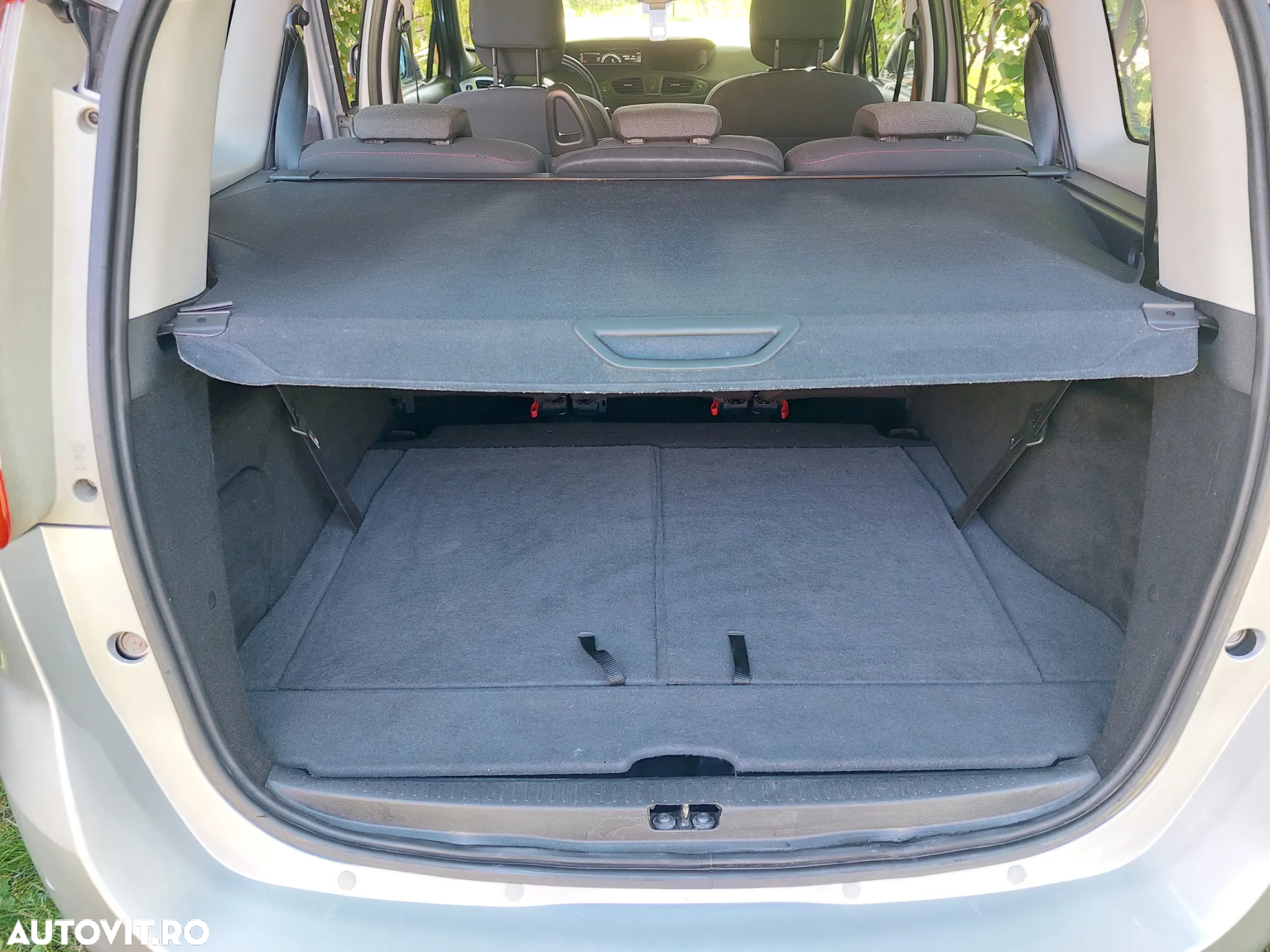 Renault Grand Scenic 1.5 dCi Privilege - 24