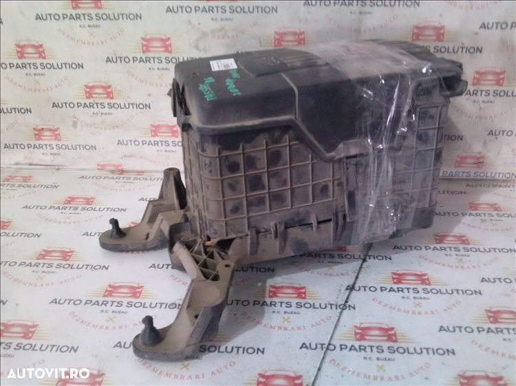 carcasa baterie volkswagen passat b6 2.0 tdi an fabr. 2007 - 1