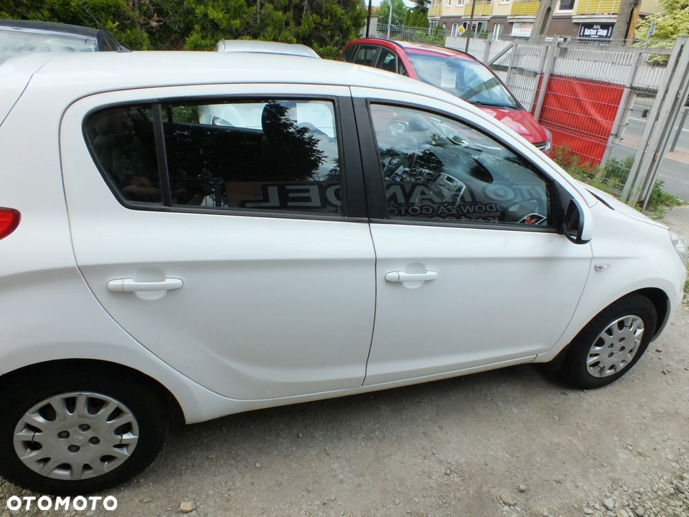 Hyundai i20 - 8