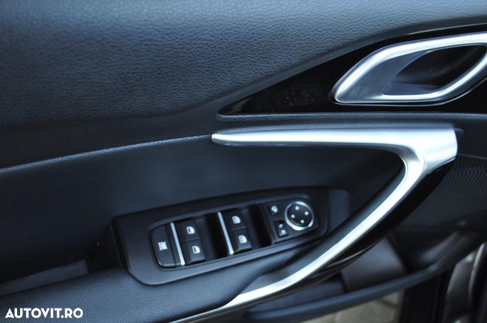 Kia Ceed 1.5 T-GDI DCT7 OPF GT Line - 16