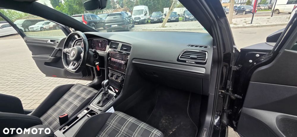 Volkswagen Golf GTD (BlueMotion Technology) DSG - 39