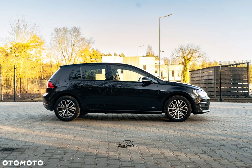 Volkswagen Golf 1.2 TSI BlueMotion Technology Allstar - 6