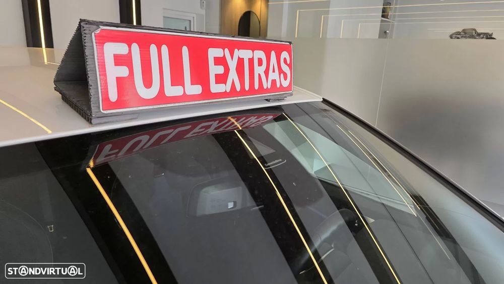 BMW 118 i Pack Desportivo M Auto - 25