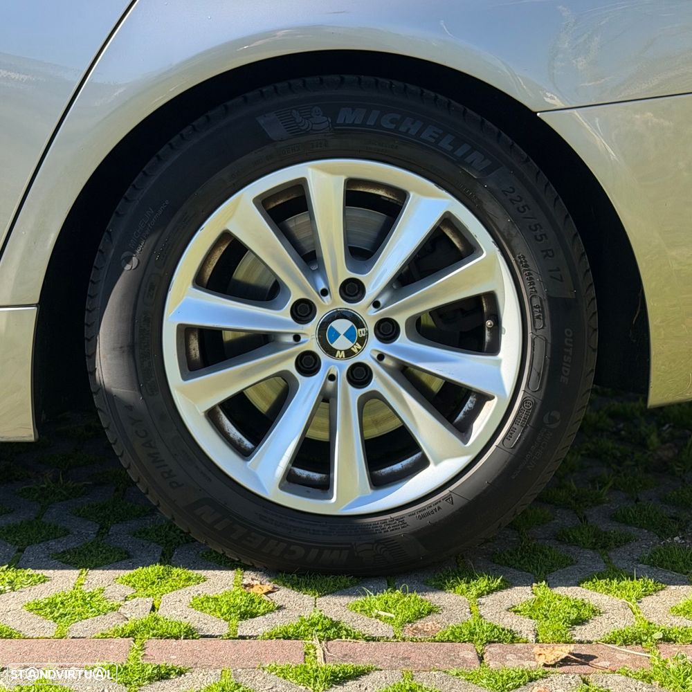 BMW 520 d Luxury Line - 4