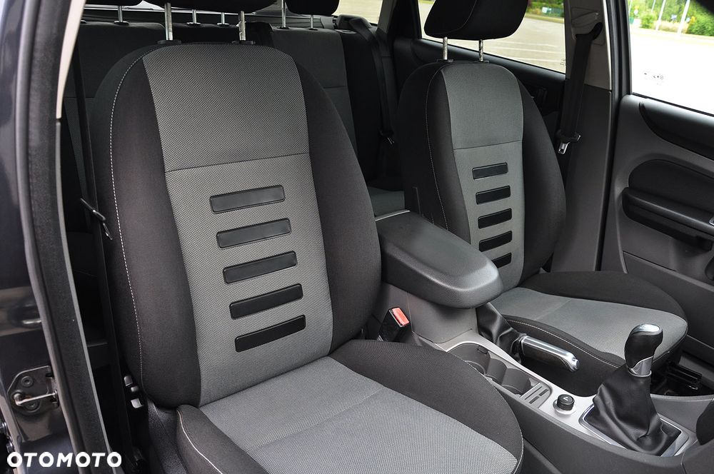 Ford Focus 1.8 FF Platinium X - 23