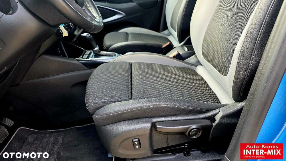 Opel Crossland X - 17