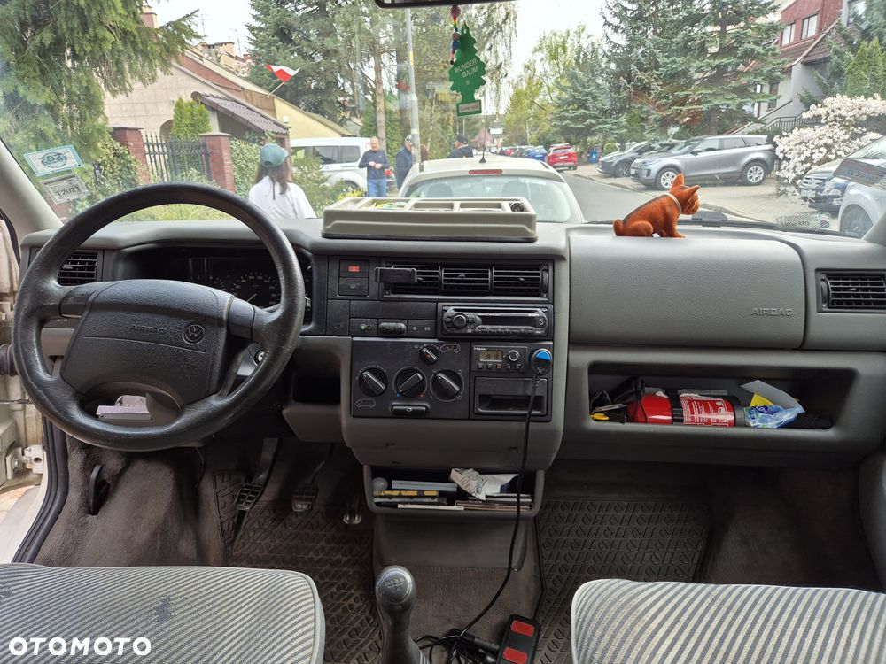 Volkswagen Multivan Standard - 12