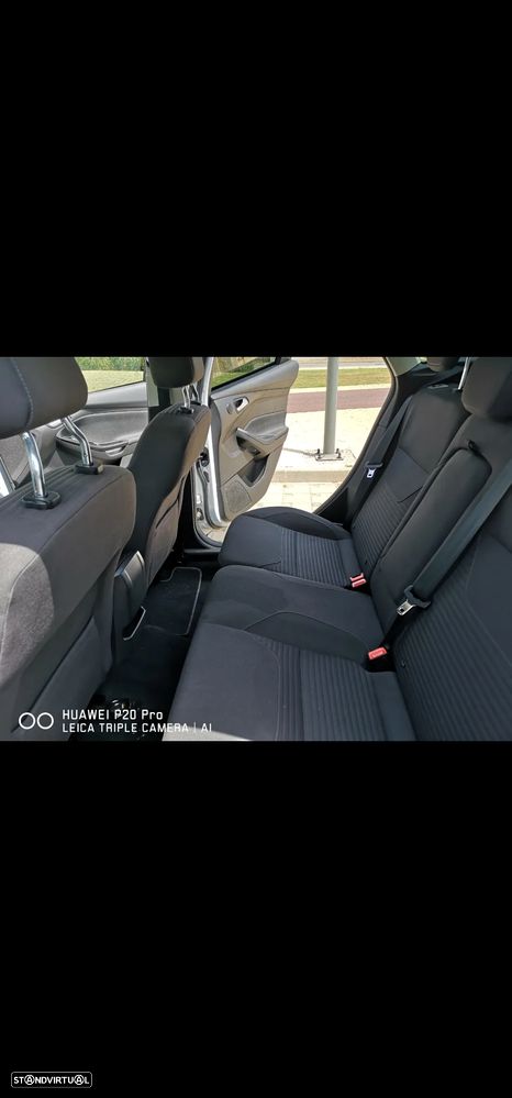 Ford Focus 1.5 TDCi Titanium - 2