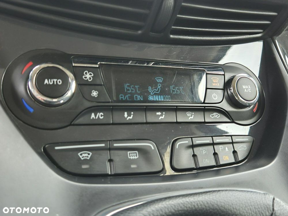 Ford Kuga - 14