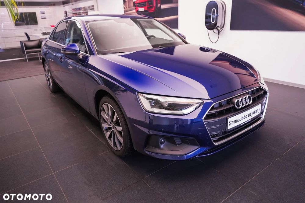 Audi A4 Limousine - 5