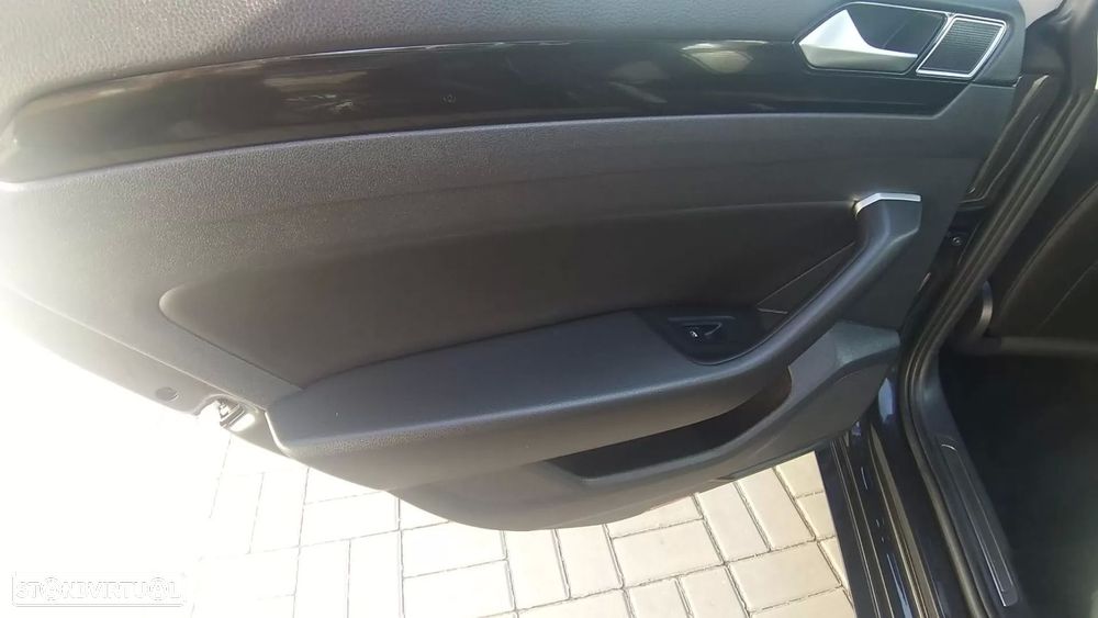 VW Arteon 2.0 TDI Elegance DSG - 22