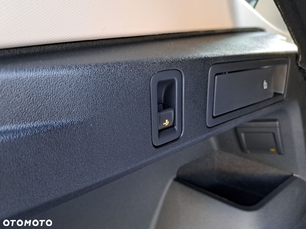 Volkswagen Tiguan - 24