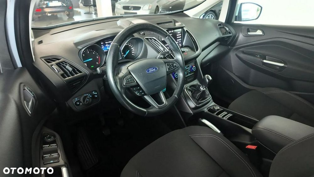 Ford C-MAX - 12