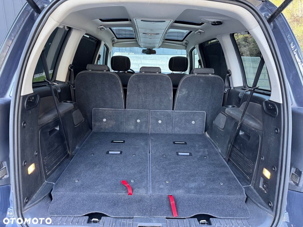 Ford Galaxy 2.0 TDCi Ambiente - 21